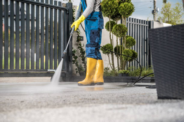 Fence Pressure Washing in Streator, IL